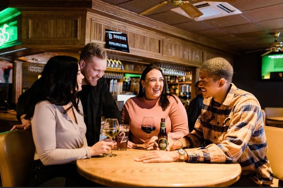 Brothers 2 Restaurant