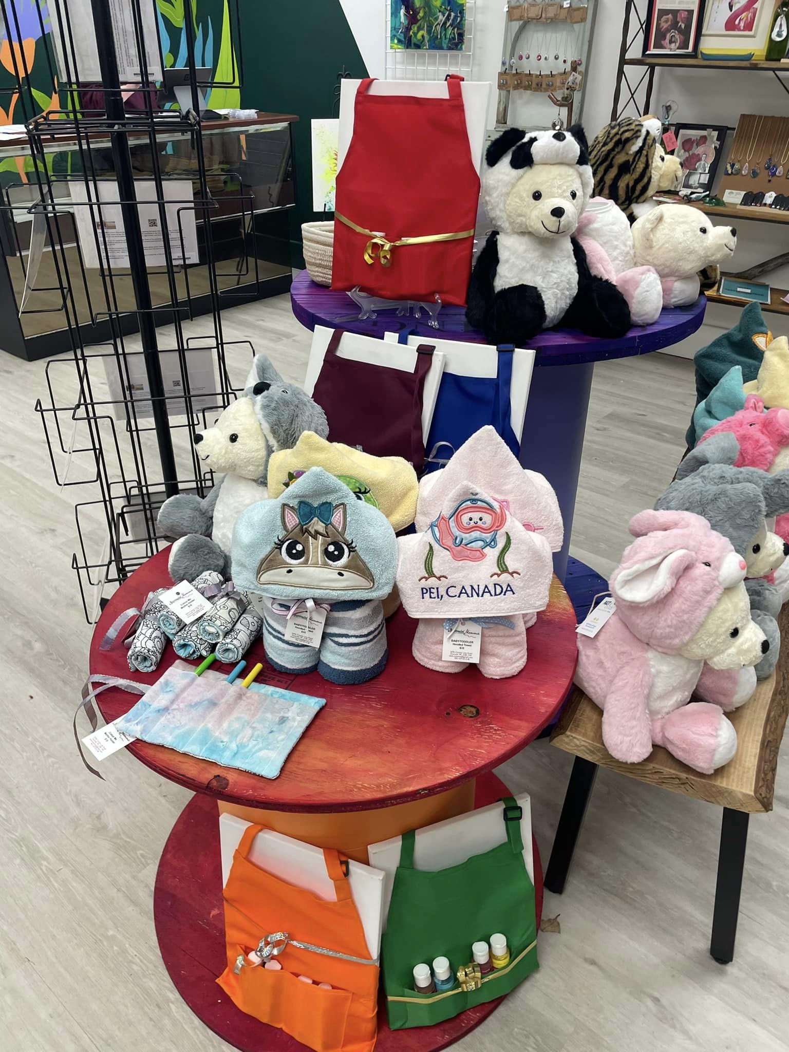 Art Buds: Gallery, Workshops, Gifts