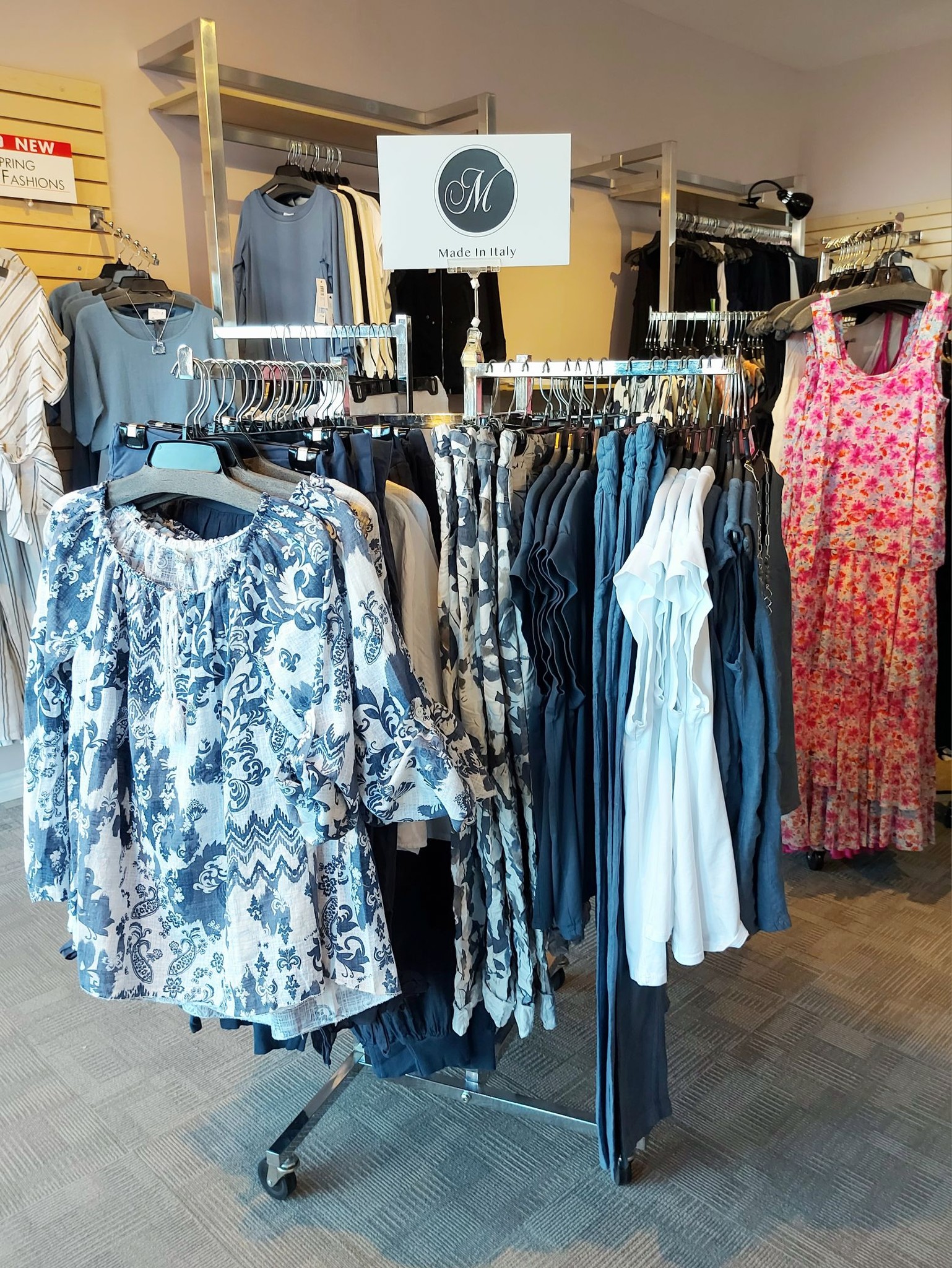 Go Girl Fashions & Accessories