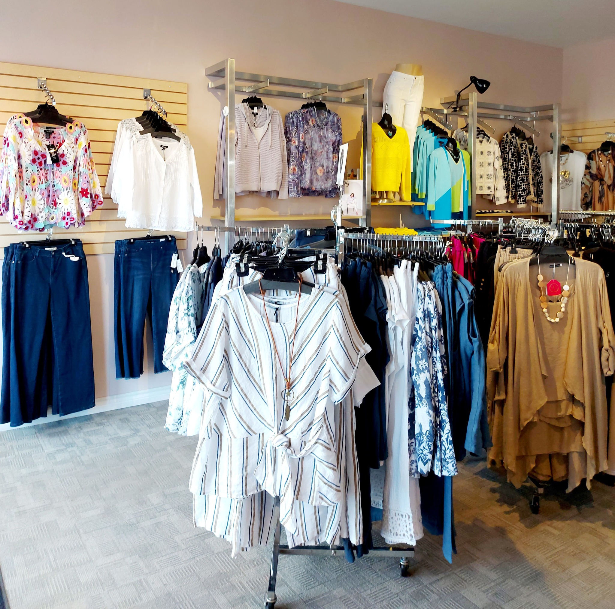 Go Girl Fashions & Accessories