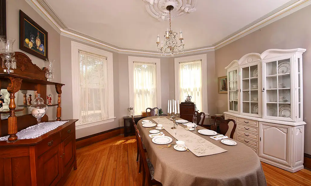 Summerside Inn Bed & Breakfast