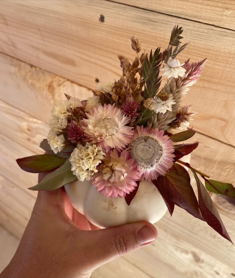 Dried Floral Pumpkin Workshop gallery image 4