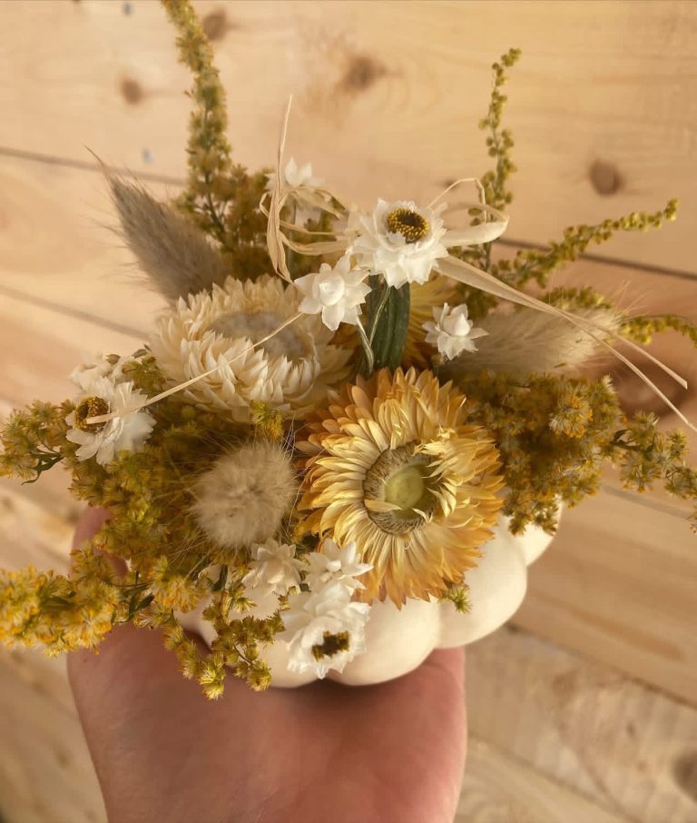Dried Floral Pumpkin Workshop gallery image 3