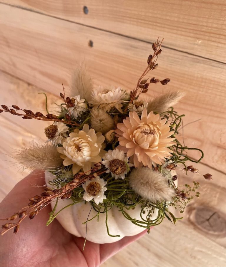 Dried Floral Pumpkin Workshop gallery image 2